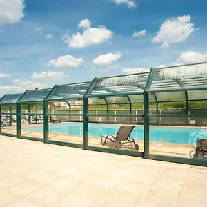 Vacanceole - Le Duguesclin 3* Dinan